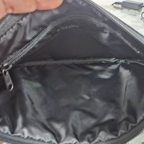 Black label crossbody bag NWT - Picture 4 of 7